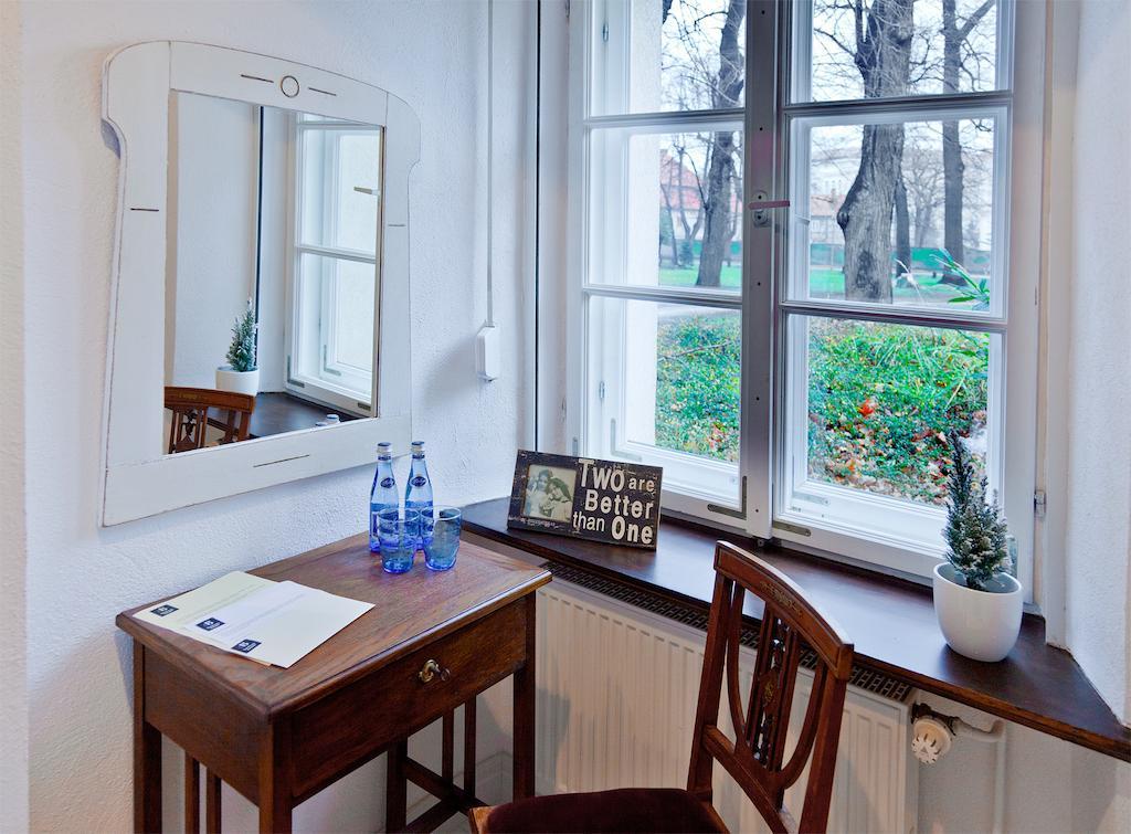 Barokowy Zakatek Bed & Breakfast Swidnica  Room photo